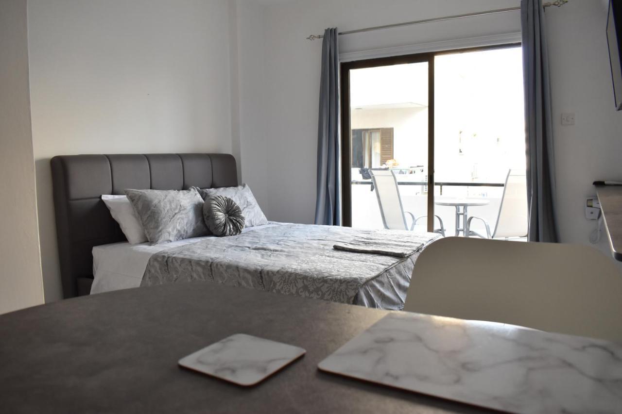 Marias Apartment - In City Centre,Near Beach Larnaca Esterno foto